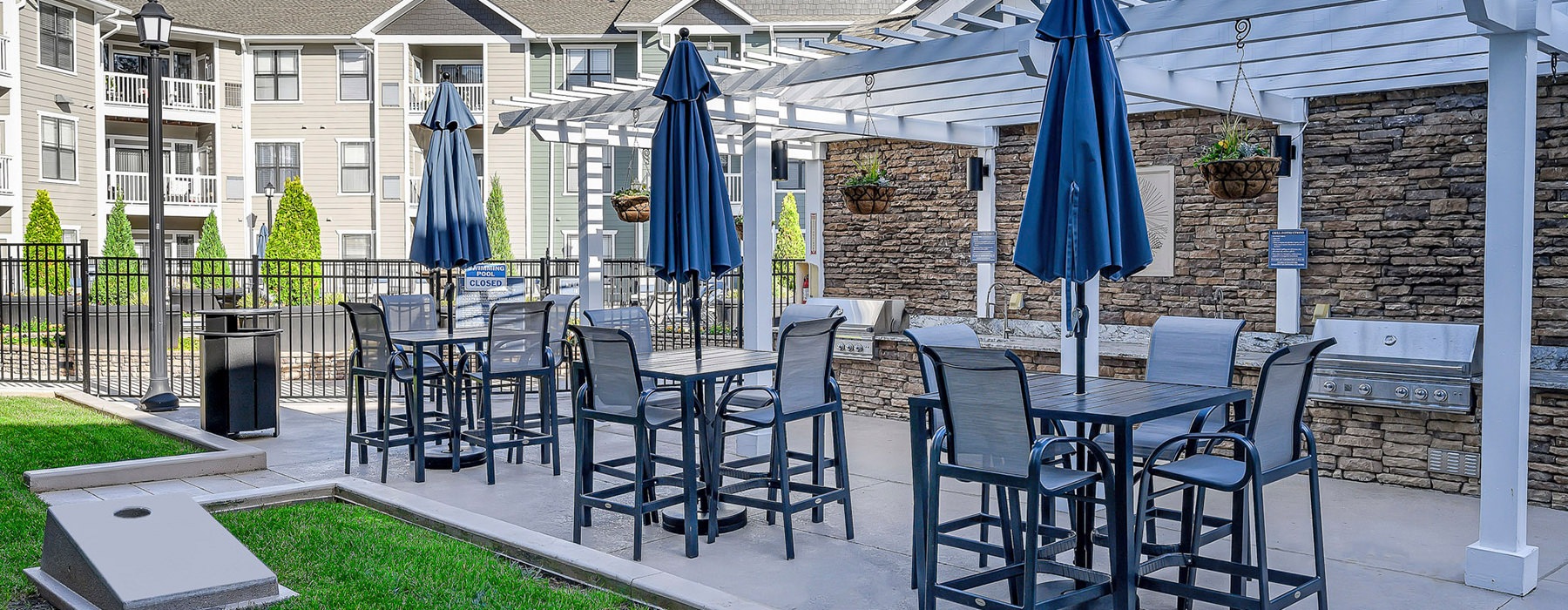 outdoor patio with seating 